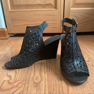 Franco Sarto Black Wedges